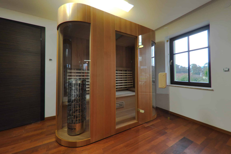 Oblouková sauna z cedru