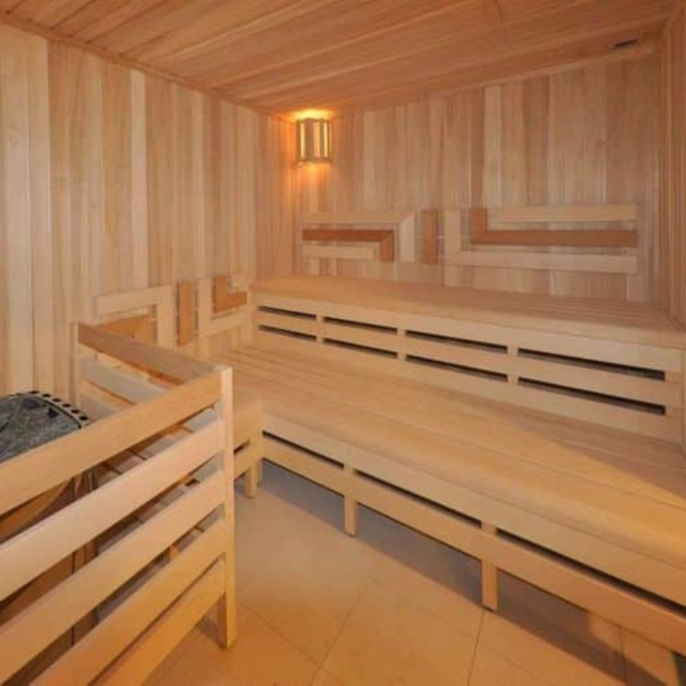 Přemýšlíte o naší Finské Sauně? Vyzkoušet ji můžete třeba v Praze